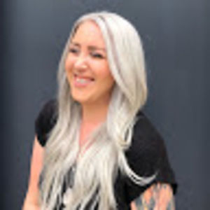 Meet your Posher, Alycia